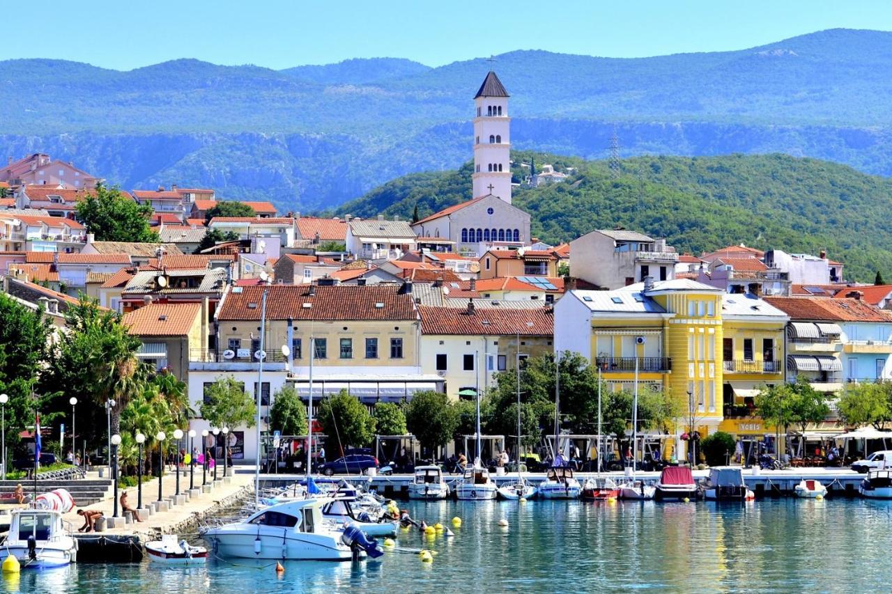 Apartments With A Parking Space Crikvenica - 5553 Екстериор снимка