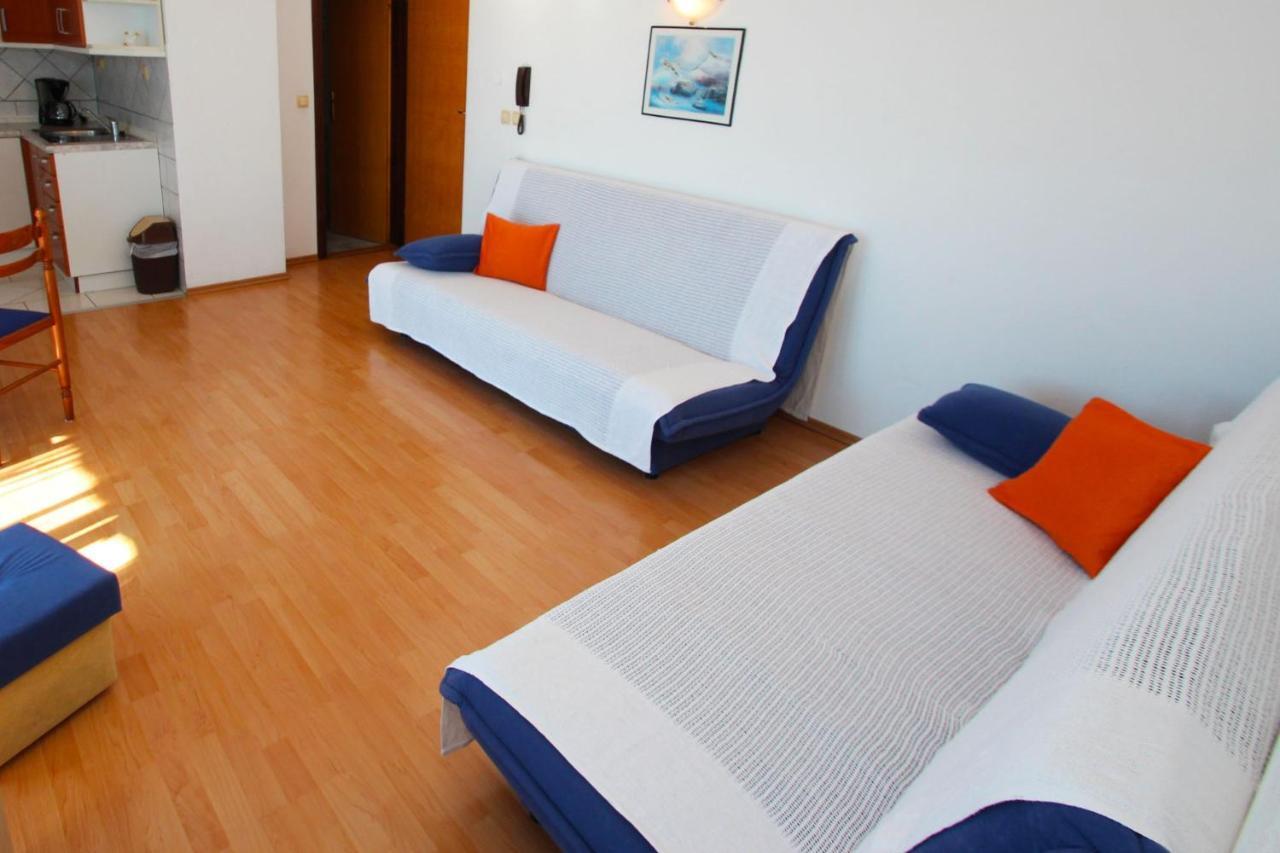 Apartments With A Parking Space Crikvenica - 5553 Екстериор снимка