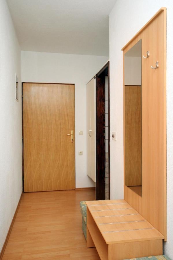 Apartments With A Parking Space Crikvenica - 5553 Екстериор снимка