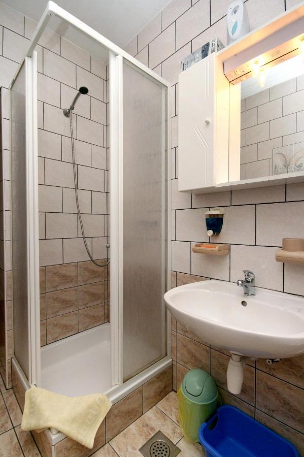 Apartments With A Parking Space Crikvenica - 5553 Екстериор снимка